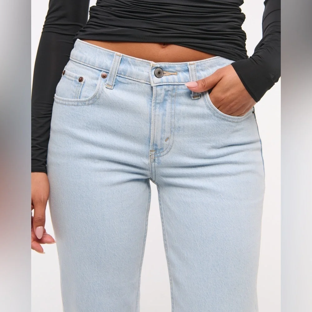 Abercrombie & Fitch The ‘90s Straight Mid Rise Light Marble Size 27|4R Jeans - Picture 5 of 10